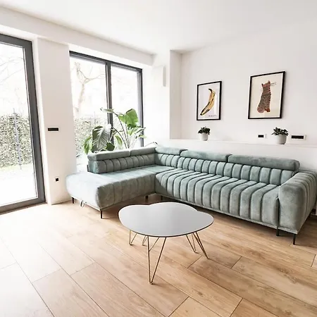 Matic Atrium Designer Apartment